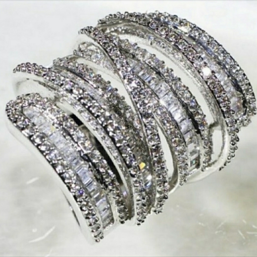 LAST CHANCE SALE NEW 6.4CT BAGUETTE WHITE SAPPHIRE RING - Picture 3 of 5